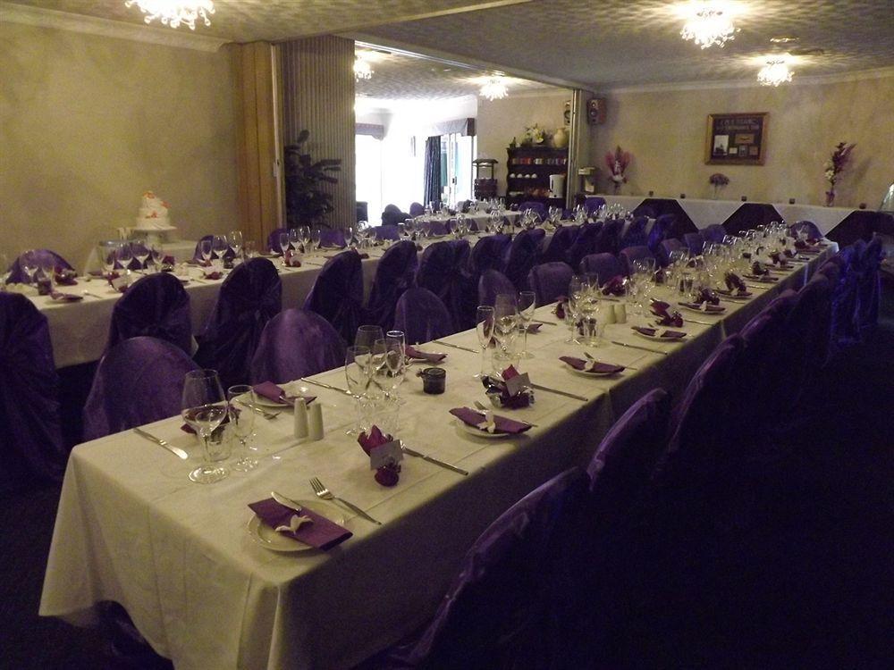 Hampton Villa Motel Rockhampton Esterno foto