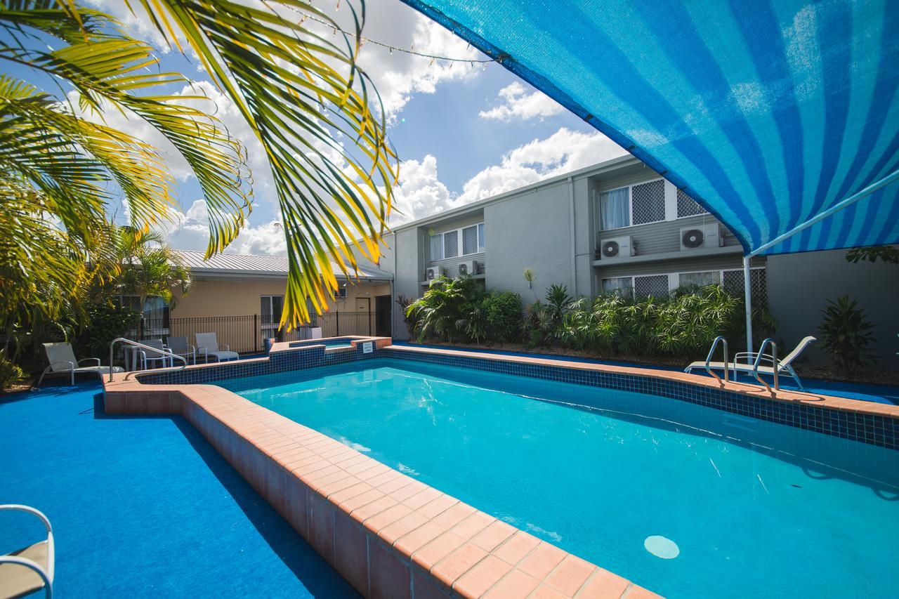 Hampton Villa Motel Rockhampton Esterno foto
