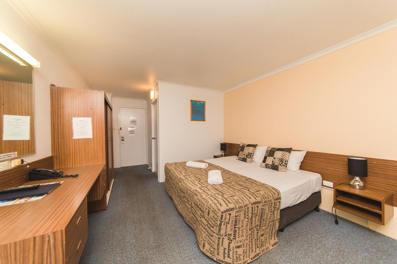 Hampton Villa Motel Rockhampton Esterno foto