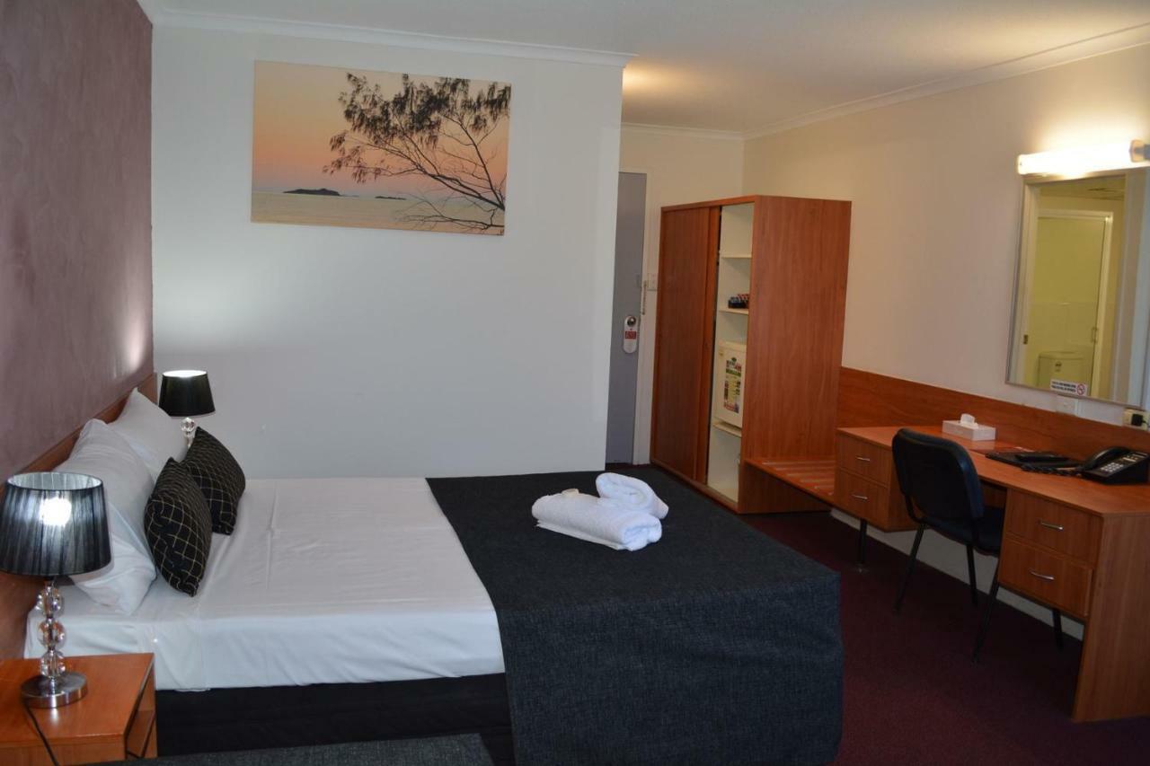 Hampton Villa Motel Rockhampton Esterno foto