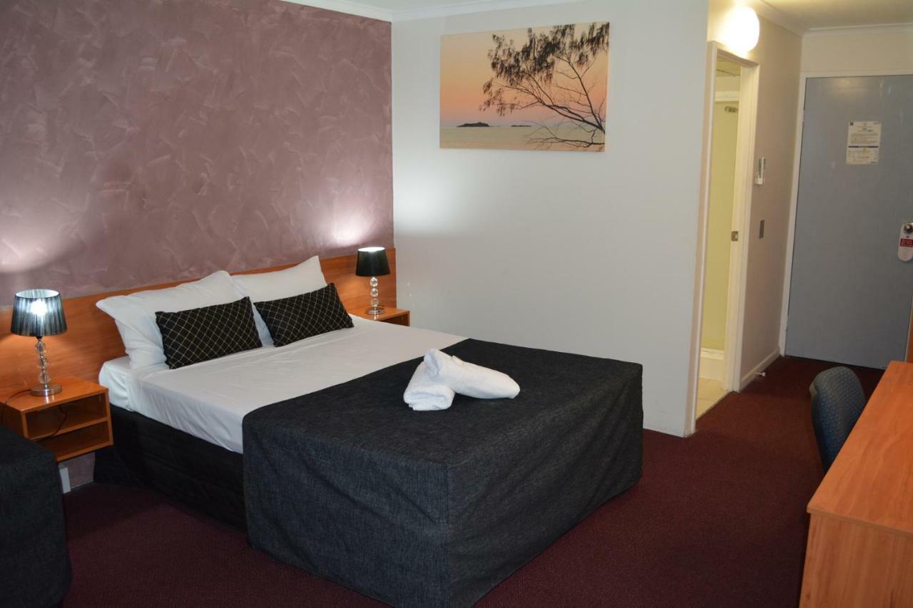 Hampton Villa Motel Rockhampton Esterno foto